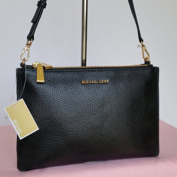 MICHAEL KORS Handbags - MICHAEL KORS Large Double Pouch Zip Leather Crossb